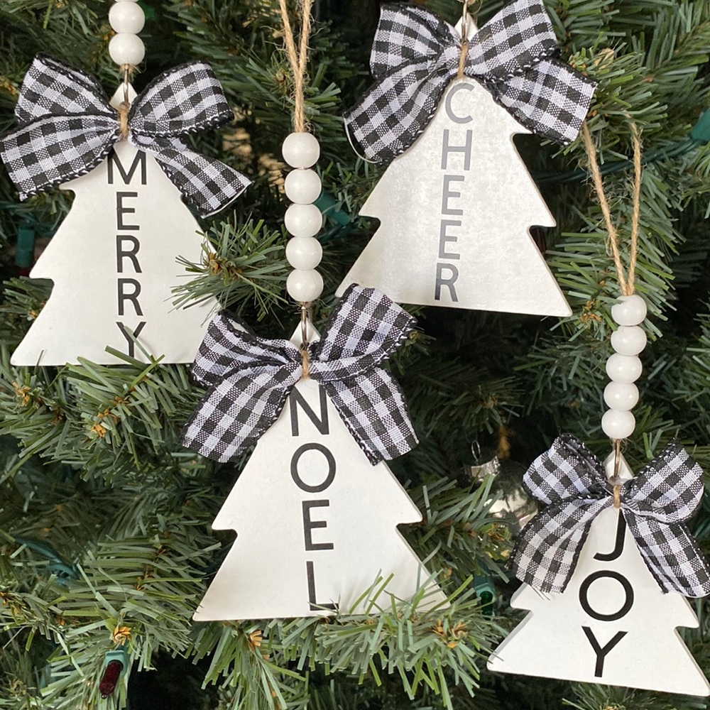 Set of 4 Christmas Ornaments